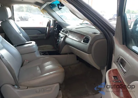 2007 Chevrolet Suburban 1500 Ltz from USA, damaged, VIN 3GNFC16047G158109